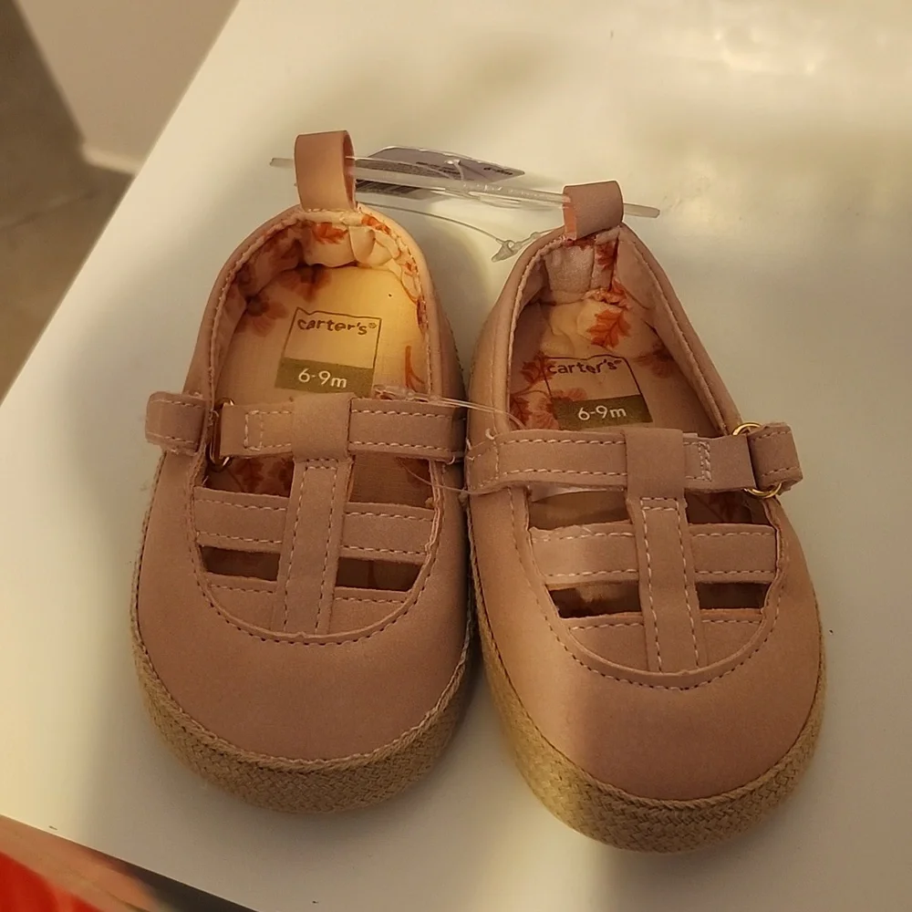 Baby girl shoes 6-9months